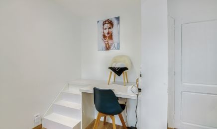 Laur'Ongles : Manucure à Les Peintures