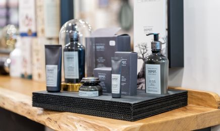 Le Carré Moustache : Barbier à Libourne