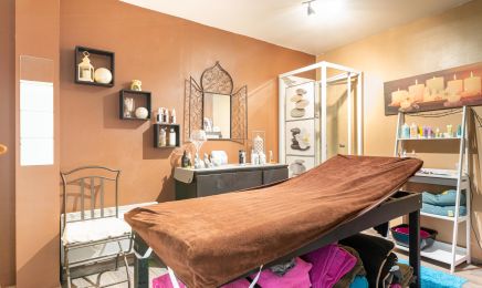 Inven’tif Coiffure et Esthétique : Manucure à Le Havre
