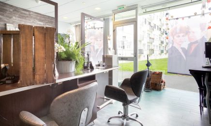 Karma Coiffure : Manucure à Caen