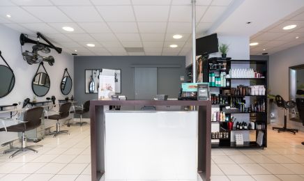 N Hair J Coiff’ : Manucure à Bouguenais