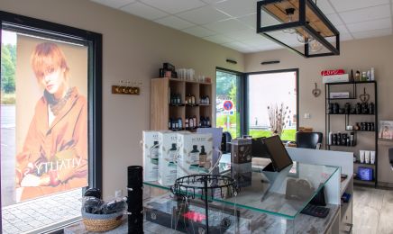 caract hair coiffure : Coiffeur à Noirefontaine
