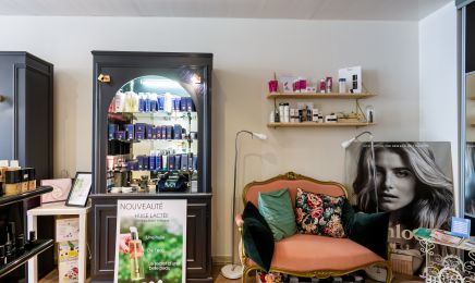 Parfumerie Veronique - Institut Bien Être : Manucure à Chateaulin