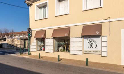 A l’angle 230 : Coiffeur à Morières-lès-Avignon