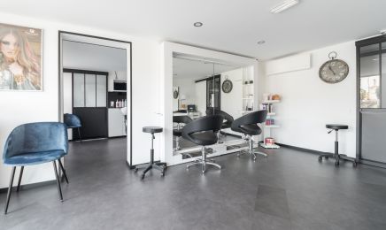LM Coiffure  : Coiffeur à Pouilly