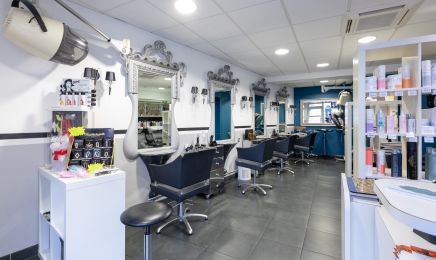 SA.MI coiffure Port Saint Père : Coiffeur à Port-Saint-Père