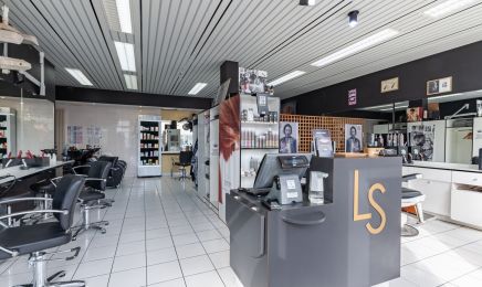 Le salon : Barbier à Condé-sur-Vire