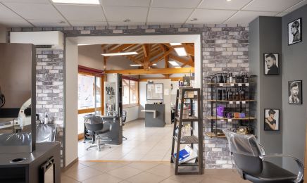  Art et Tifs : Coiffeur à Val-de-Virieu