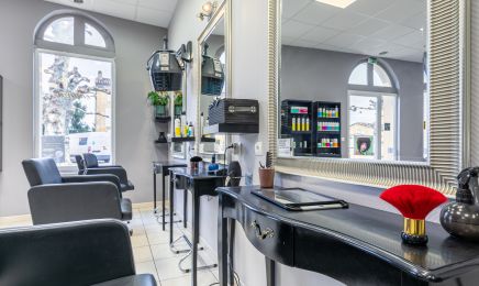 Laurence Coiffure  : Barbier à Sainte-Terre