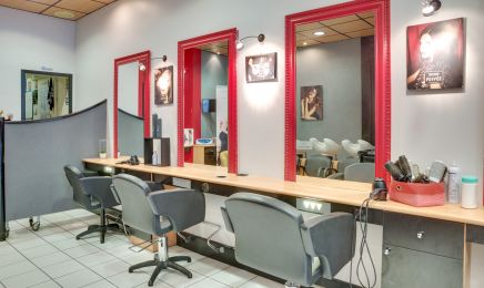 Julien k : Coiffeur à Orléans