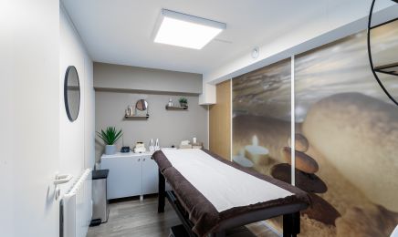 Du style Esthetique : Manucure à Houilles