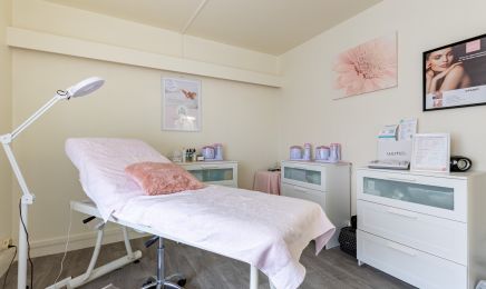 Marie-LaurEsthetique  : Coiffeur à Reims