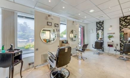 Votre Salon by Lydia  : Coiffeur à Bonchamp-lès-Laval