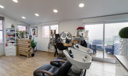 Atypique : Coiffeur à Eecke