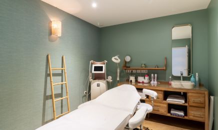Royale Beauté : Manucure à Meaux