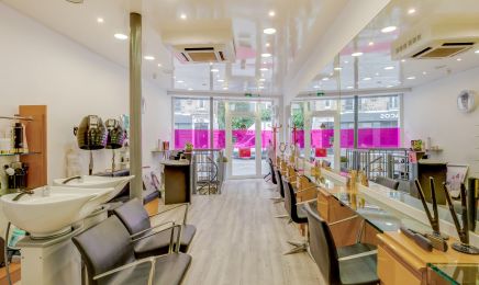 Nadine M : Coiffeur à Paris