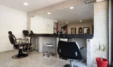New Head Coiffure  : Coiffeur à Le Cannet