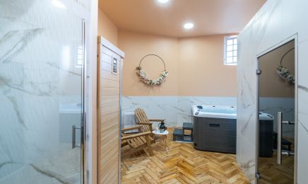 Institut Sérénité  : Manucure à Oloron-Sainte-Marie
