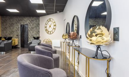 Le Salon By M : Manucure à Amancy