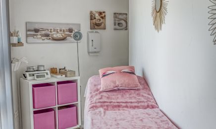 Kalaya Institut - Poussan : Manucure à Poussan