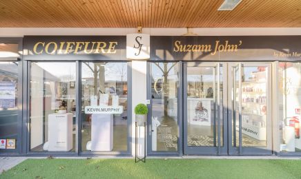 Suzann John : Barbier à La Teste-de-Buch