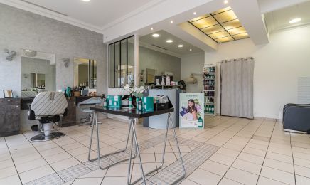 Flô Coiffure  : Coiffeur à Noiseau