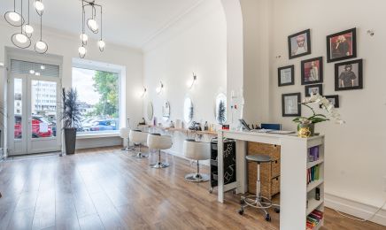 Le miroir : Coiffeur à Cambrai