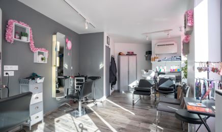 L’Univ Hair d’Aurélie : Coiffeur à Pamproux