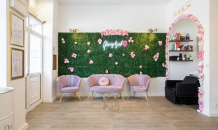 Glow Up By Sab : Manucure à Villeurbanne