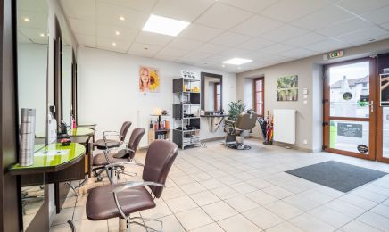 Le Salon Caroll : Coiffeur à Les Salles