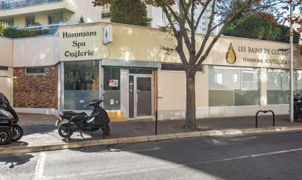 Les Bains d'Ambre : Manucure à Courbevoie