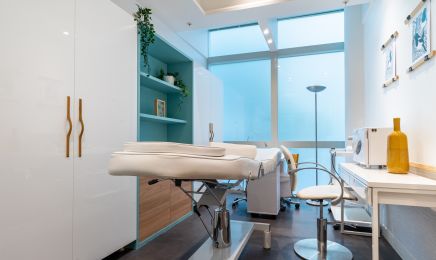 Playtime Beauté : Manucure à Courbevoie