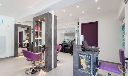 Virginie Coiffure et Esthétique  : Manucure à Sathonay-Village