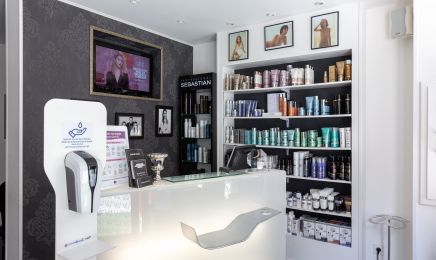 Viva la Vie by Laurent et Margaux Parola : Barbier à Cognac