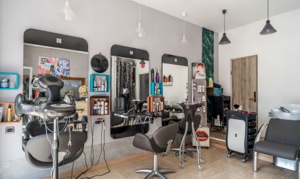 L’art de plaire : Coiffeur à Mouzon