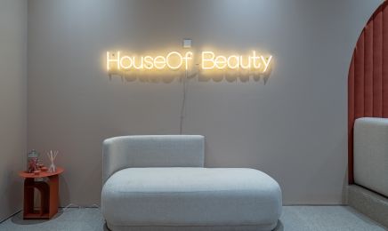 House of Beauty ML : Manucure à Feyzin
