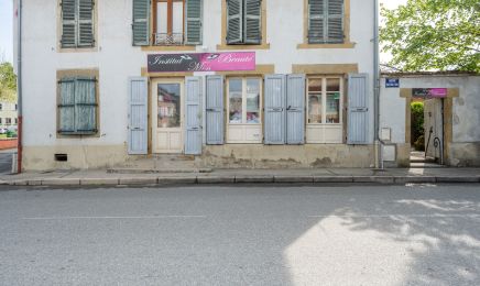 Institut EléBeauté : Manucure à Viriville