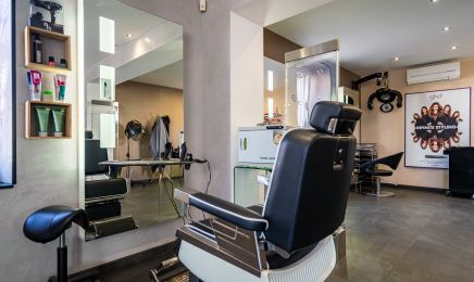 Métamorphose : Coiffeur à Charmes