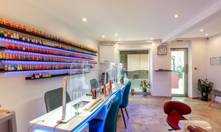 Sky Nails : Manucure à Istres