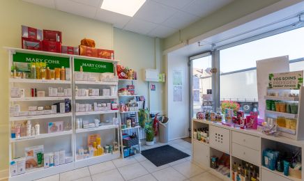 Institut R'eve De Beauté  : Institut de beauté à Le Donjon