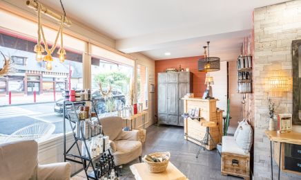 Vintage : Institut de beauté à Saint-Arnoult