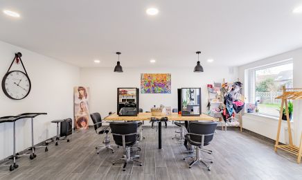 1000 Éclats  : Coiffeur à Leers