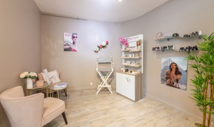 A Corps Parfait - Institut de beauté : Manucure à Château-Renard
