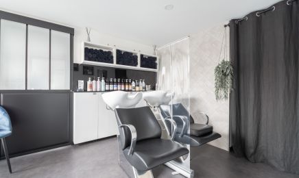 LM Coiffure  : Coiffeur à Pouilly