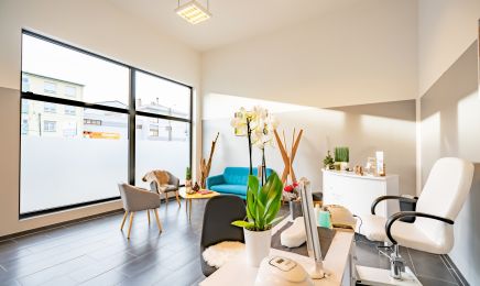 Beauty Faz : Manucure à Mondelange