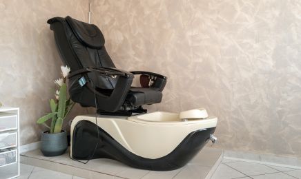 Authentic beauty : Manucure à Orgeval