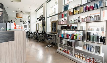 Abacca Coiffeur Createur  : Institut de beauté à Vendôme