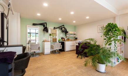 Concept nature  : Coiffeur à Saint-Jean-le-Vieux