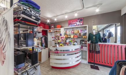 SB Coiffureæ© : Coiffeur à Marnay