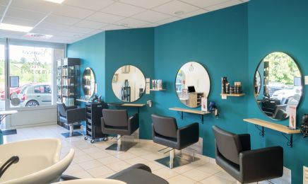 Nuances de Mél : Coiffeur à Lissieu